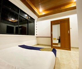 Sho Family Homestay & Resto by OYO Rooms