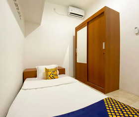 Sho Family Homestay & Resto by OYO Rooms