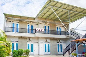 Twin House Syariah by OYO Rooms