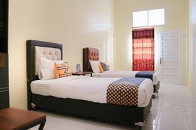 Wisma Padati Syariah by OYO Rooms