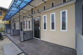 Afifah Homestay Syariah by OYO Rooms