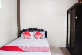 Grand Lie Cost Syariah By OYO