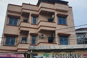 Kost Laguna by OYO Rooms