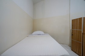 Mega Kost by OYO Rooms