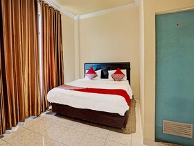Nugraha Kost by Oyo