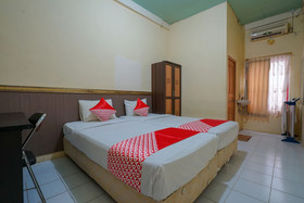 Triantama Kost Syariah by OYO Rooms