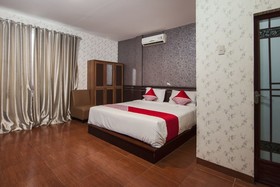 Wisata Hotel by OYO Rooms