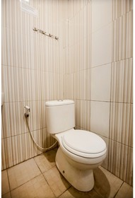 Wisata Hotel by OYO Rooms