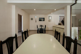 Wisata Hotel by OYO Rooms