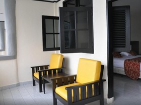 Danau Toba International Cottage