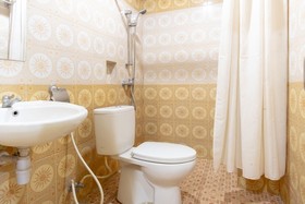 Hotel 211 by OYO Rooms