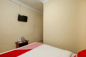 Hotel 211 by OYO Rooms