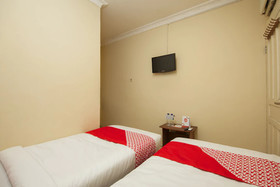 Hotel 211 by OYO Rooms