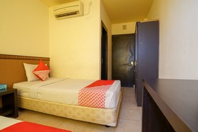 Hotel Aifih by OYO Rooms