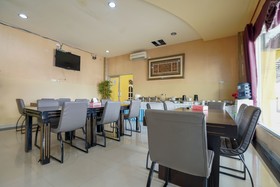 Hotel Aifih by OYO Rooms