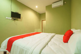 Note Hotel Syariah by OYO