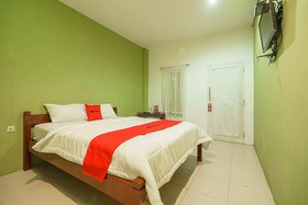 Note Hotel Syariah by OYO