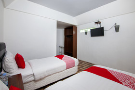 Dg Inn by OYO Rooms