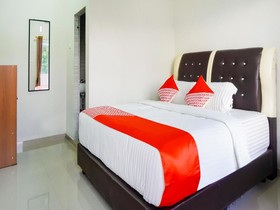 Marina Hotel by OYO Rooms
