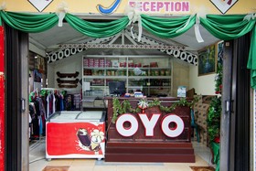 Thyesza Hotel by OYO Rooms