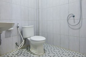 Thyesza Hotel by OYO Rooms