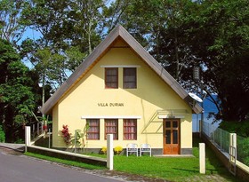 Villa Durian Tuktuk Timbul