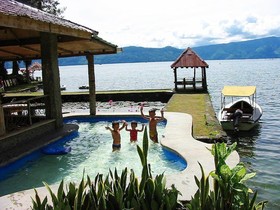 Villa Durian Tuktuk Timbul