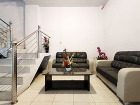 Star Hill Inn by OYO