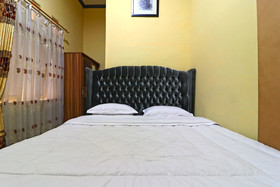Wisma Barokah Syariah by Oyo