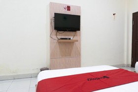 Sakura Homestay by RedDoorz