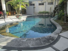 Trophy Hotel