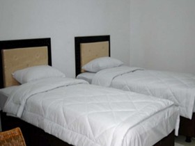 Sinar Tambolaka Hotel