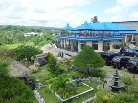 Sinar Tambolaka Hotel