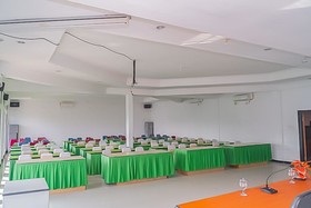 Belva Hotel by RedDoorz