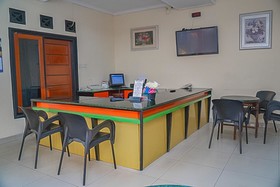 Belva Hotel by RedDoorz