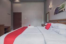 RedDoorz Syariah @ Cisarua Puncak Bogor