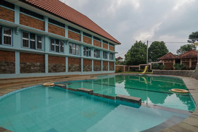 RedDoorz Syariah @ Cisarua Puncak Bogor