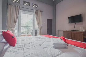 RedDoorz Syariah @ Cisarua Puncak Bogor