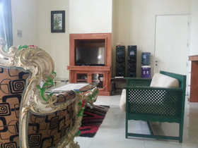 Villa Kota Bunga Azalea