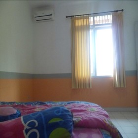 Villa Kota Bunga Azalea