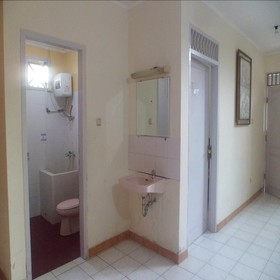 Villa Kota Bunga Azalea