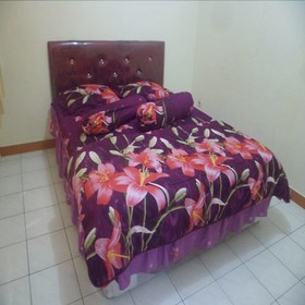 Villa Kota Bunga Azalea