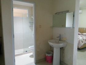 Villa Kota Bunga Azalea