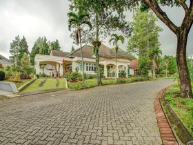 Villa Lotus E06 Syariah RedPartner