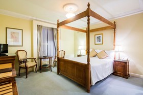 Aberdeen Lodge