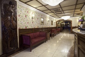 Arlington Hotel