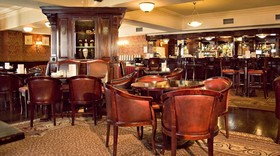 Buswells Hotel