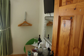 Cois Ba House
