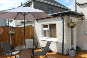 Cois Ba House