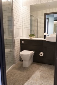 Dublin One Hotel